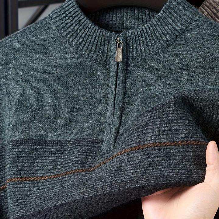 Men's Regular Fit Striped Knit Pullover with Crew Neck Quarter-Zip