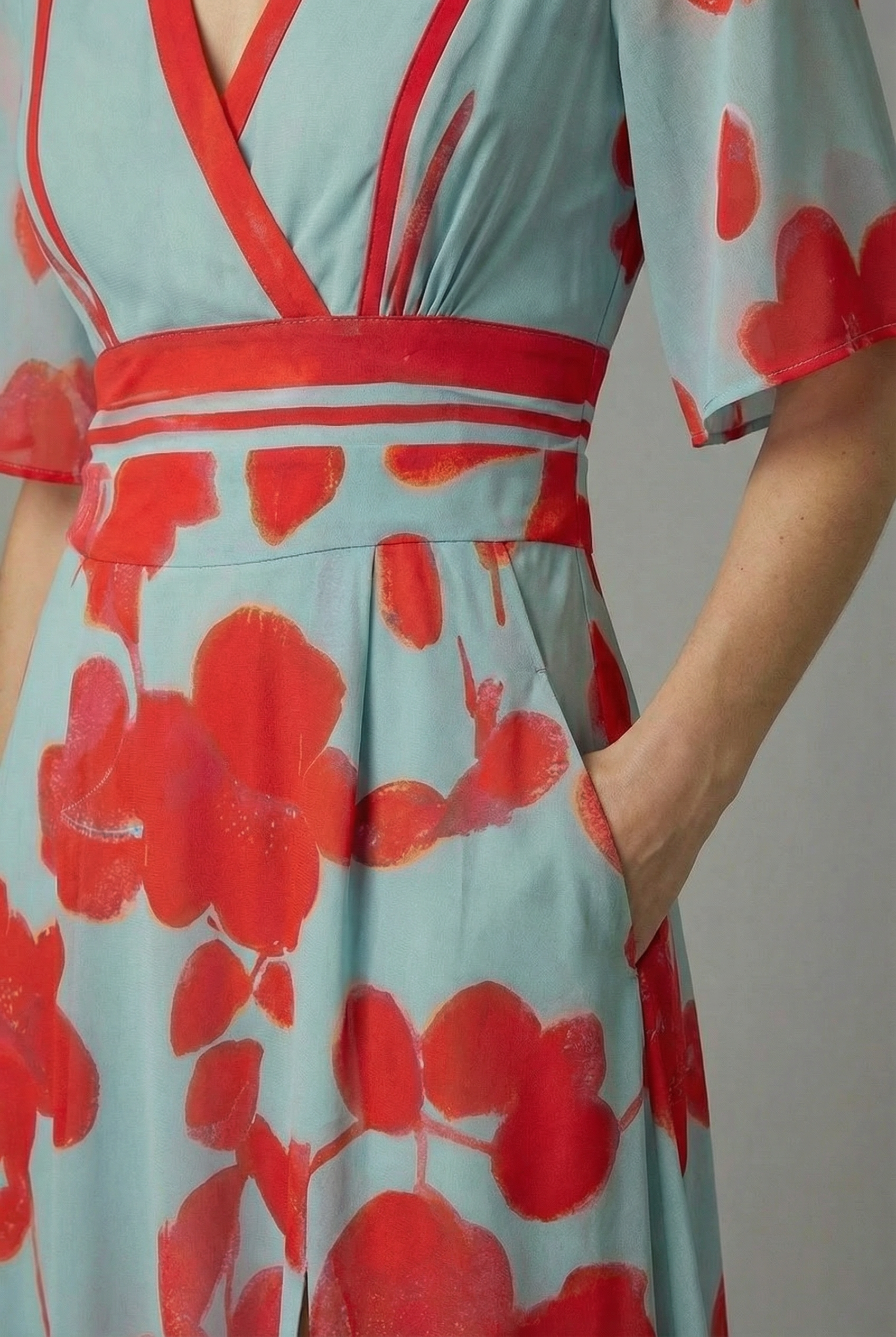 Women's Elegant V-Neck Flowing Full-Length Floral Maxi Dress