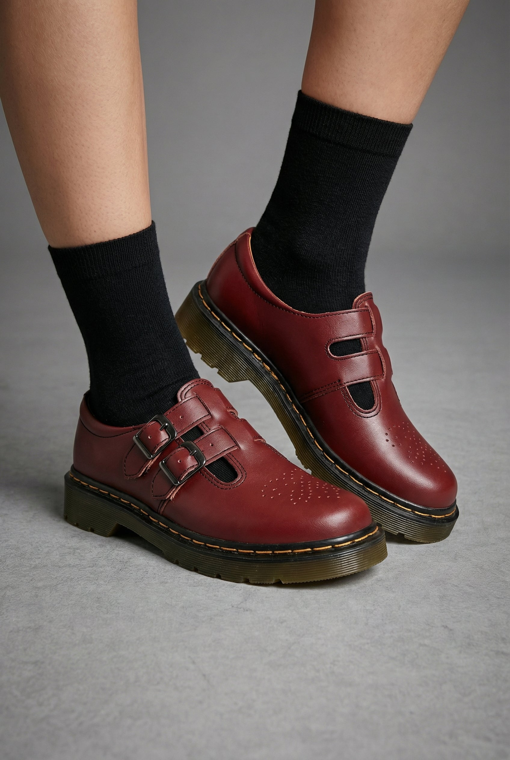 Women’s Leather Style Buckle Shoes Chunky Sole - Mary Jane