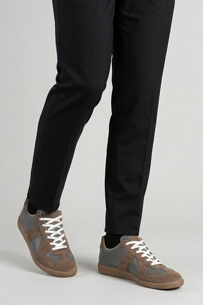 Retro Panelled Lace-Up Low Top Trainers Men