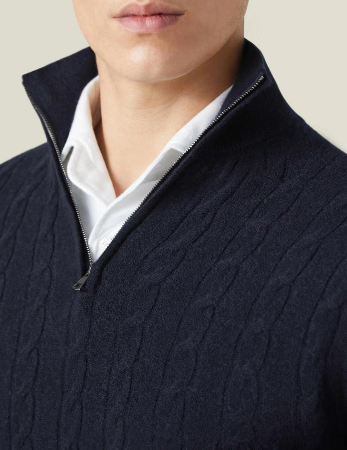 Men’s Cable Knit Half-Zip Sweater – Adjustable Warmth & Classic Fit