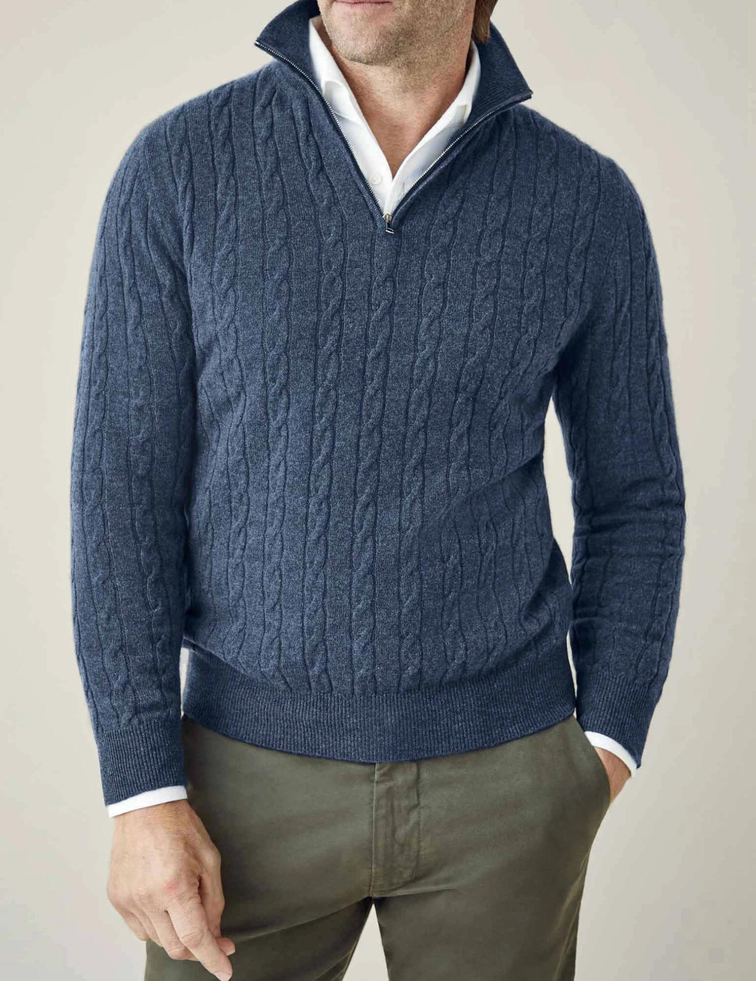 Men’s Cable Knit Half-Zip Sweater – Adjustable Warmth & Classic Fit