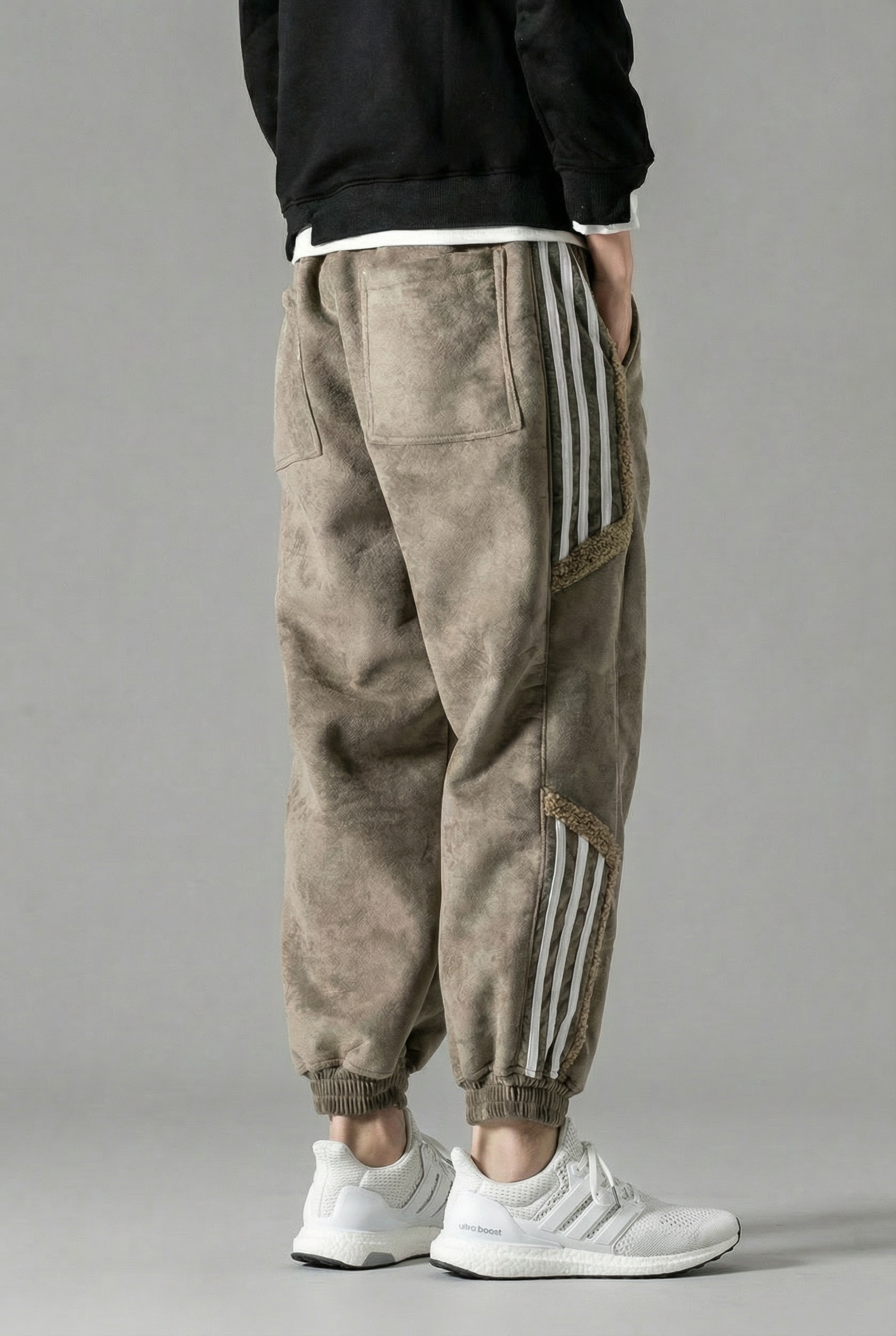 Men's Fleece-Lined Relaxed Fit Joggers with Side Stripe Detail