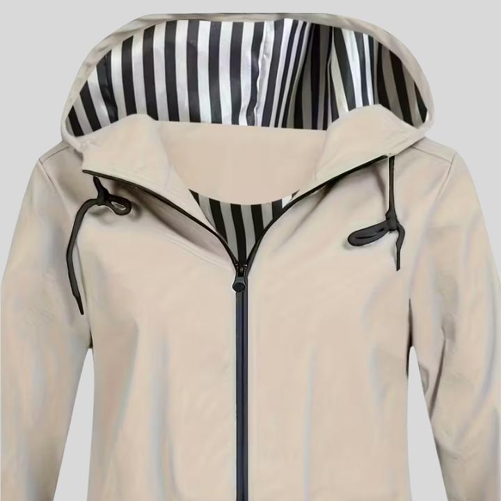 Women’s Lightweight Hooded Jacket