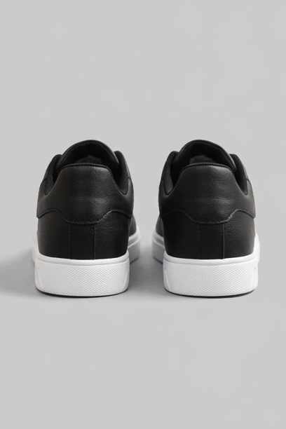 Men’s Low-Top Casual Leather Style Sneakers