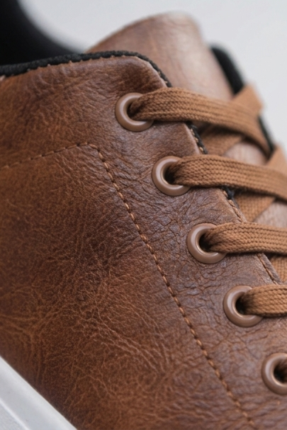 Men’s Low-Top Casual Leather Style Sneakers