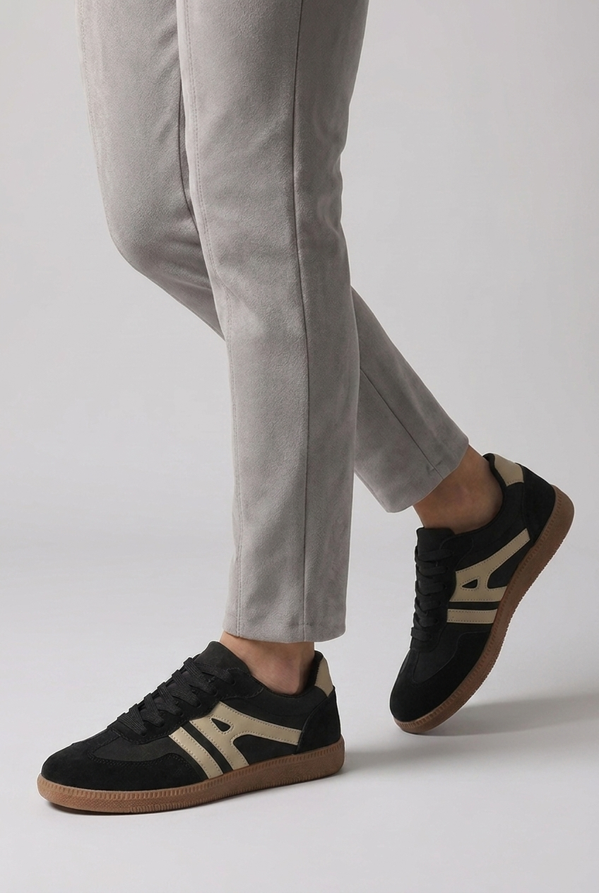 Two-Tone Lace-Up Low-Top Casual Trainers Women