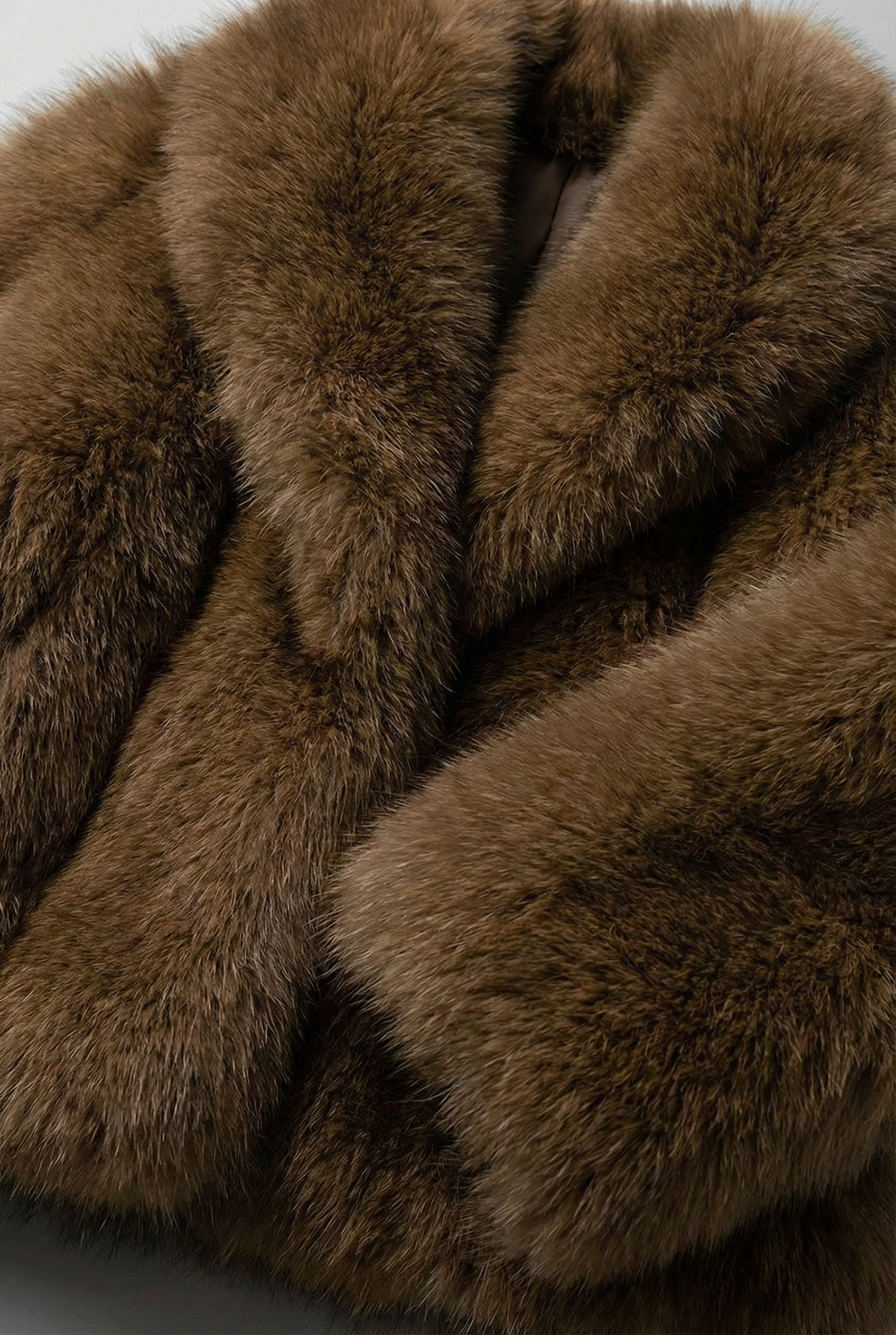 Women’s Faux Fur Style Short Warm Winter Coat