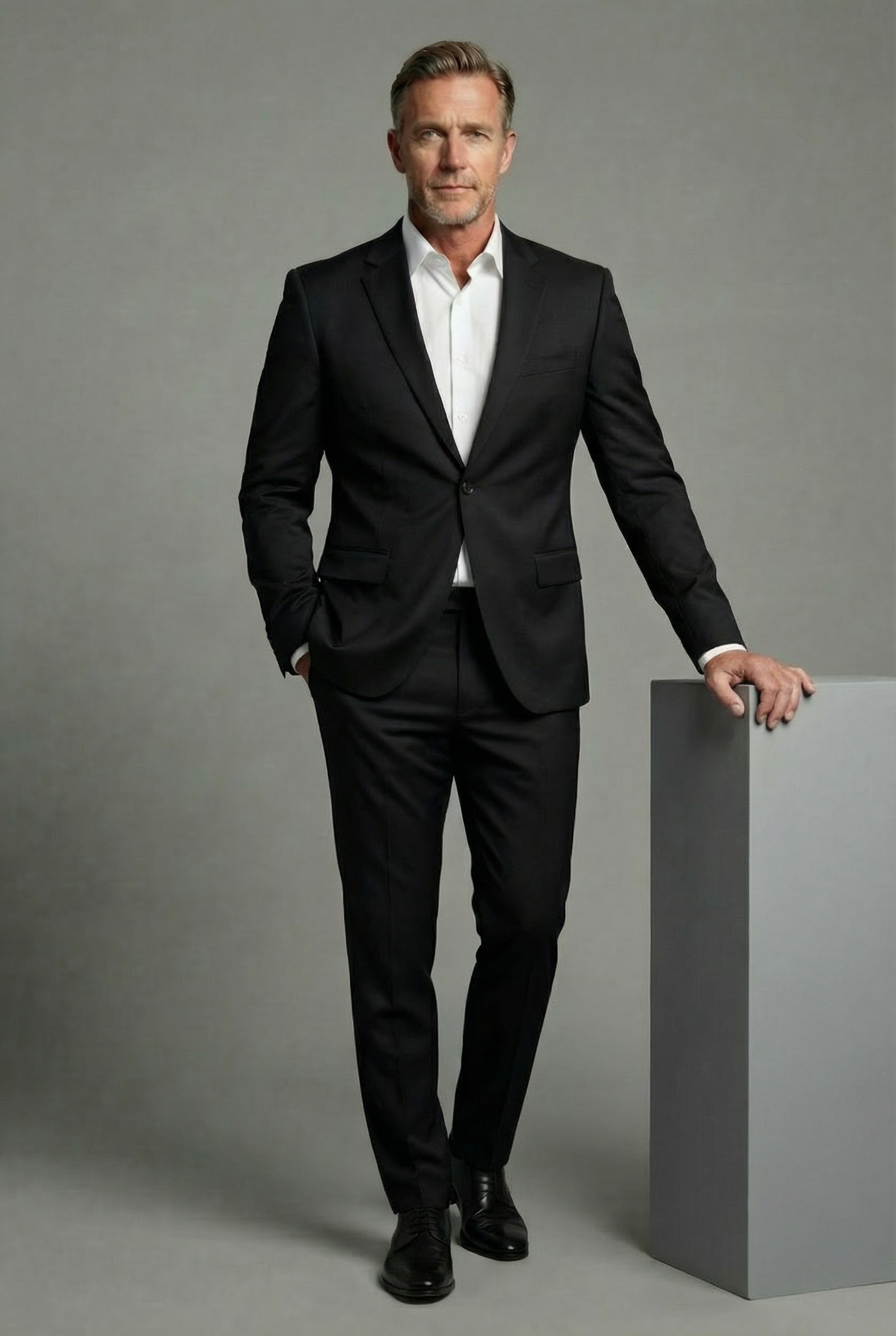 Men’s Tailored Slim Fit Suit – Two-Piece Formal Set Business Wear