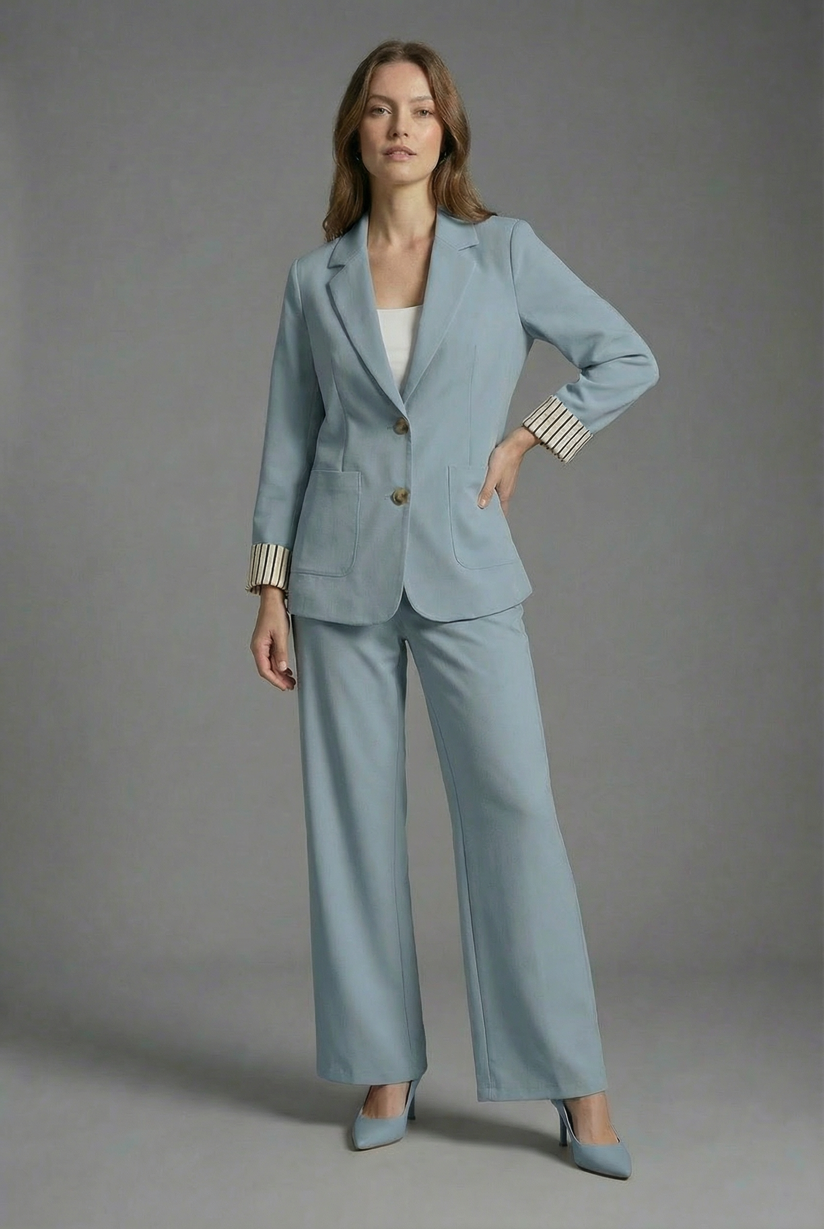 Women’s Tailored Two-Piece Suit – Smart Casual Business Wear Set