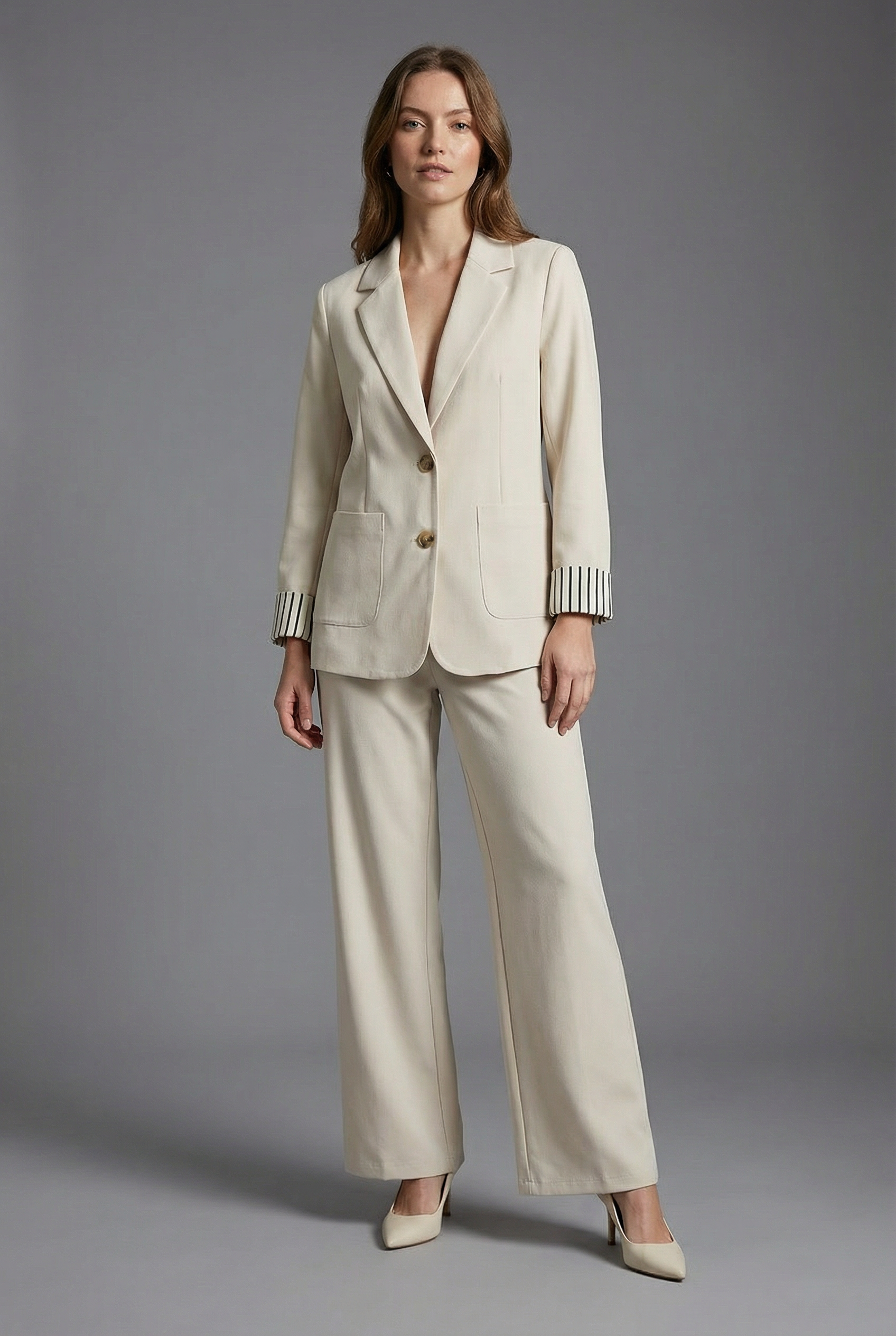 Women’s Tailored Two-Piece Suit – Smart Casual Business Wear Set