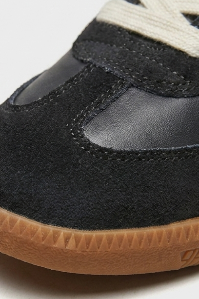 Retro Panelled Lace-Up Low Top Trainers Men