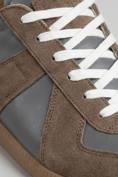 Retro Panelled Lace-Up Low Top Trainers Men