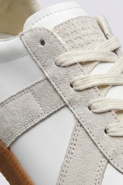 Retro Panelled Lace-Up Low Top Trainers Men