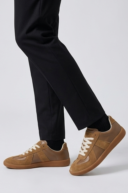 Retro Panelled Lace-Up Low Top Trainers Men