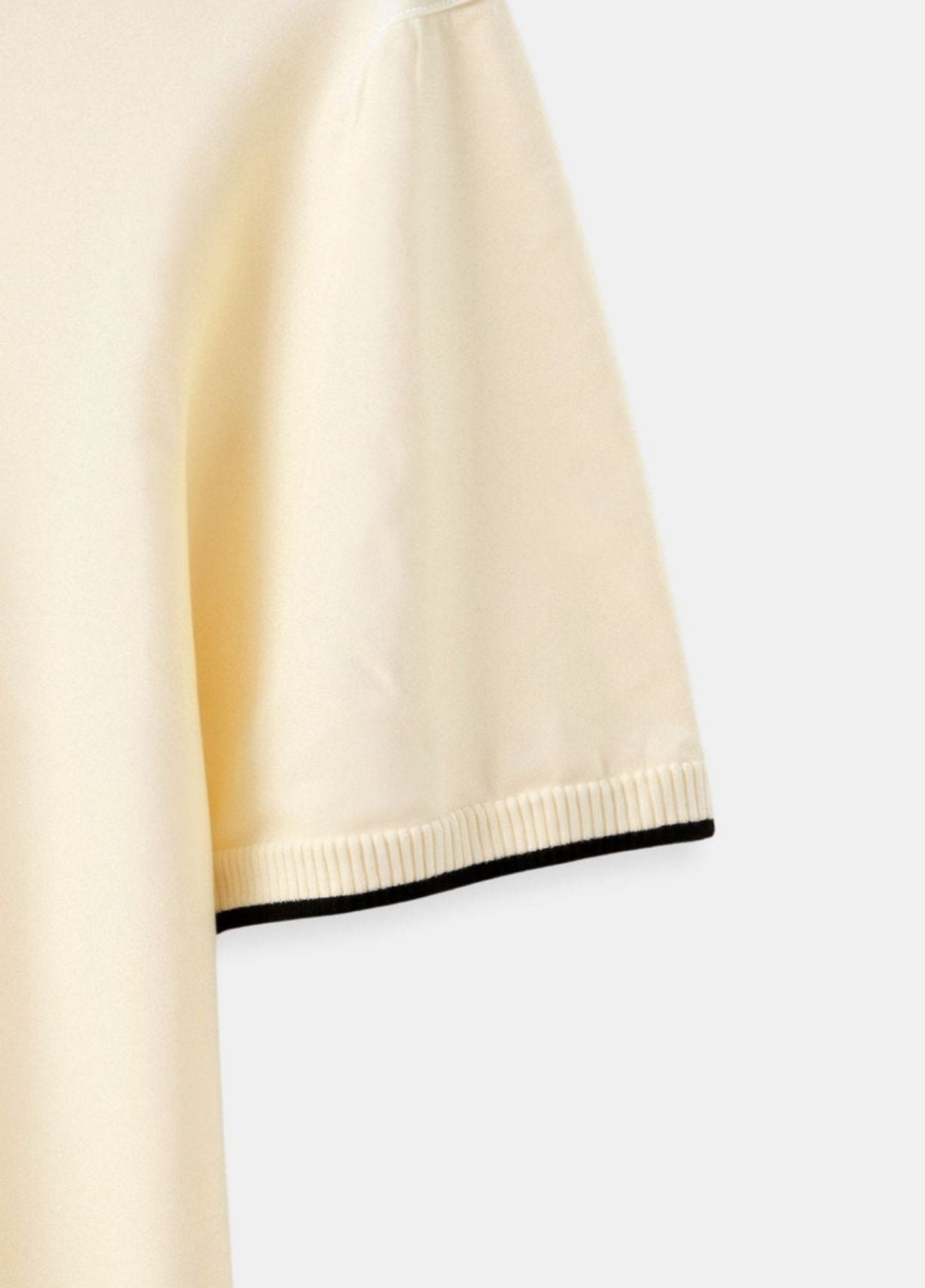 Men’s Slim Fit Polo Shirt – Soft Knit Tailored Style