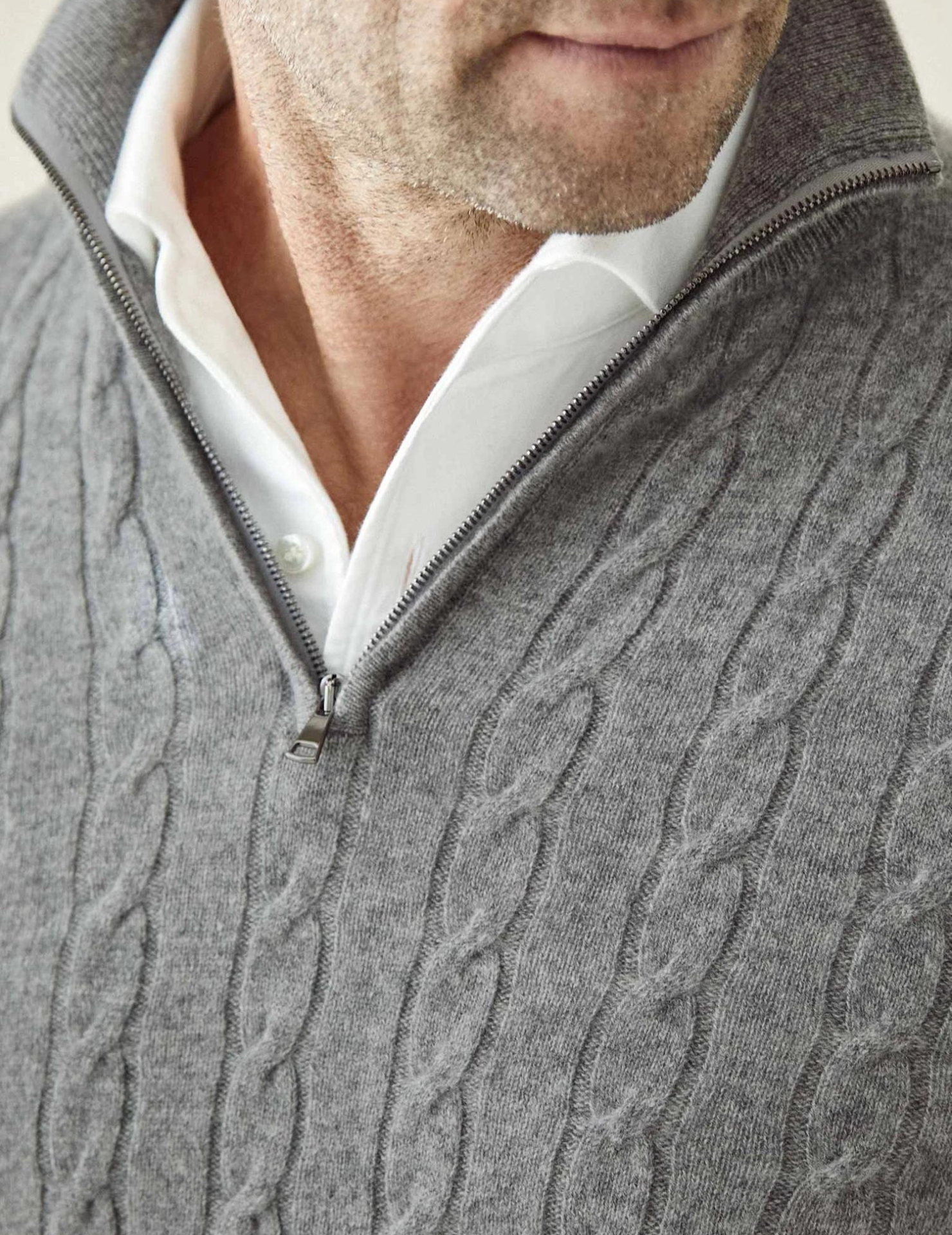 Men’s Cable Knit Half-Zip Sweater – Adjustable Warmth & Classic Fit