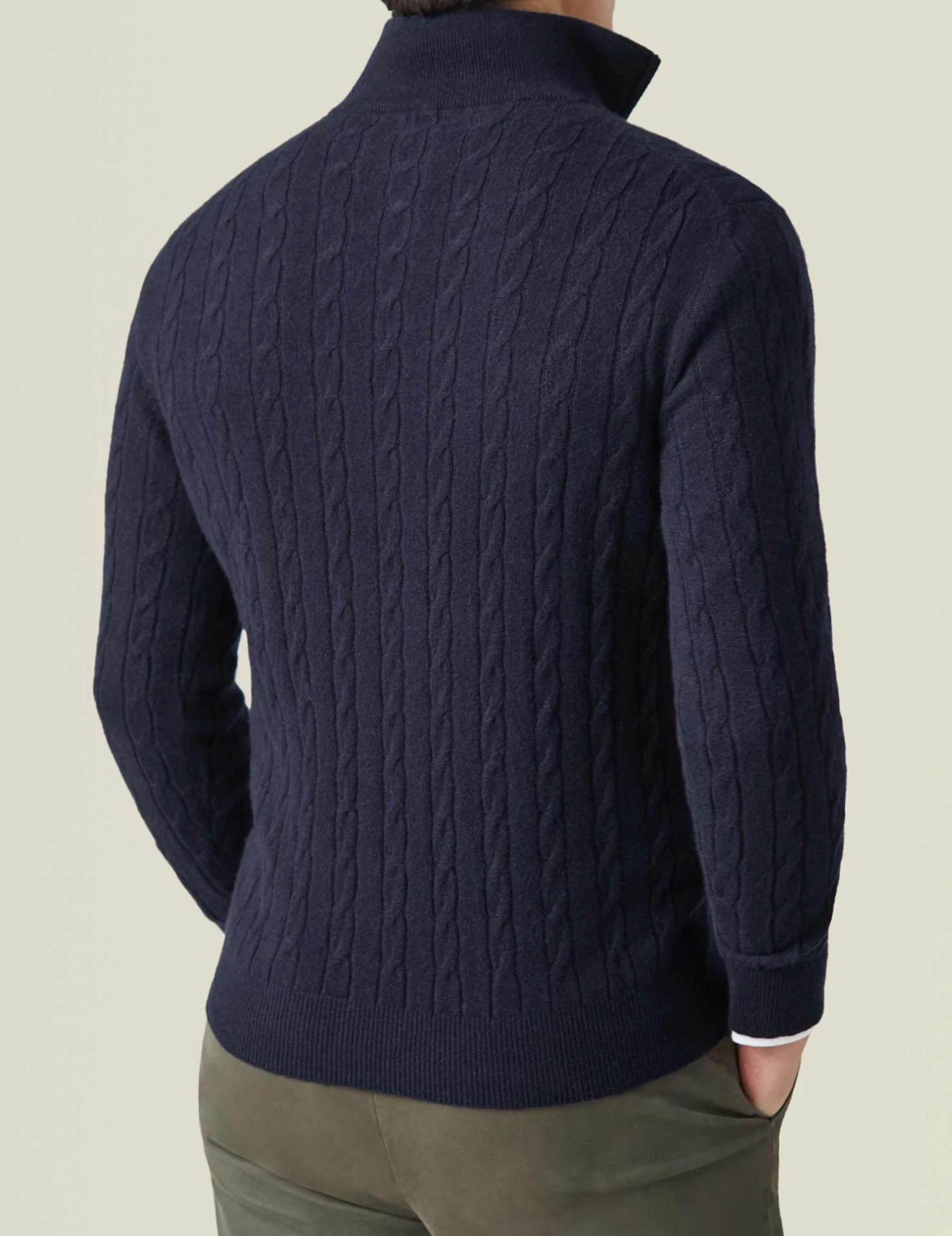 Men’s Cable Knit Half-Zip Sweater – Adjustable Warmth & Classic Fit