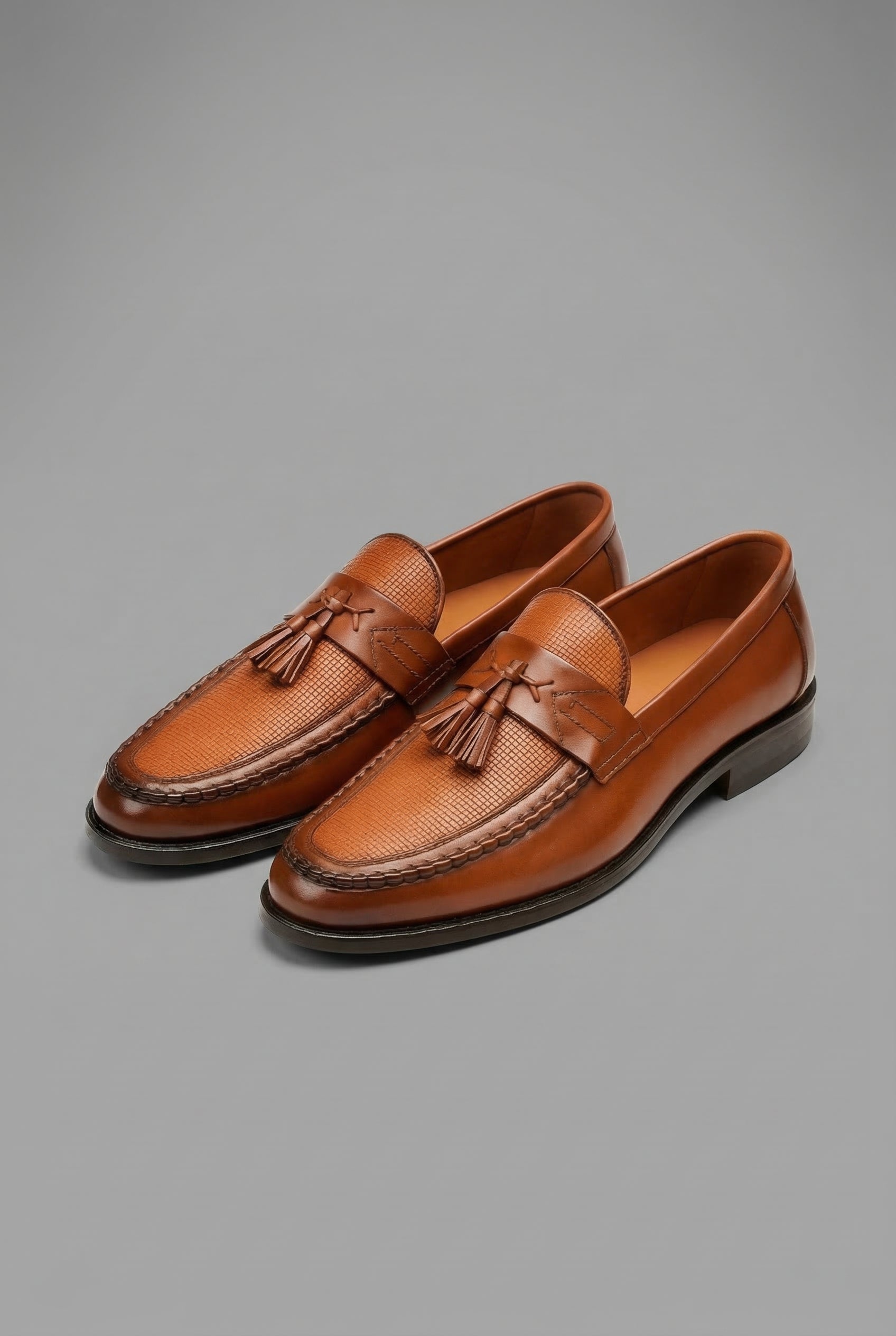 Men’s Classic Woven Tassel Slip On Loafers