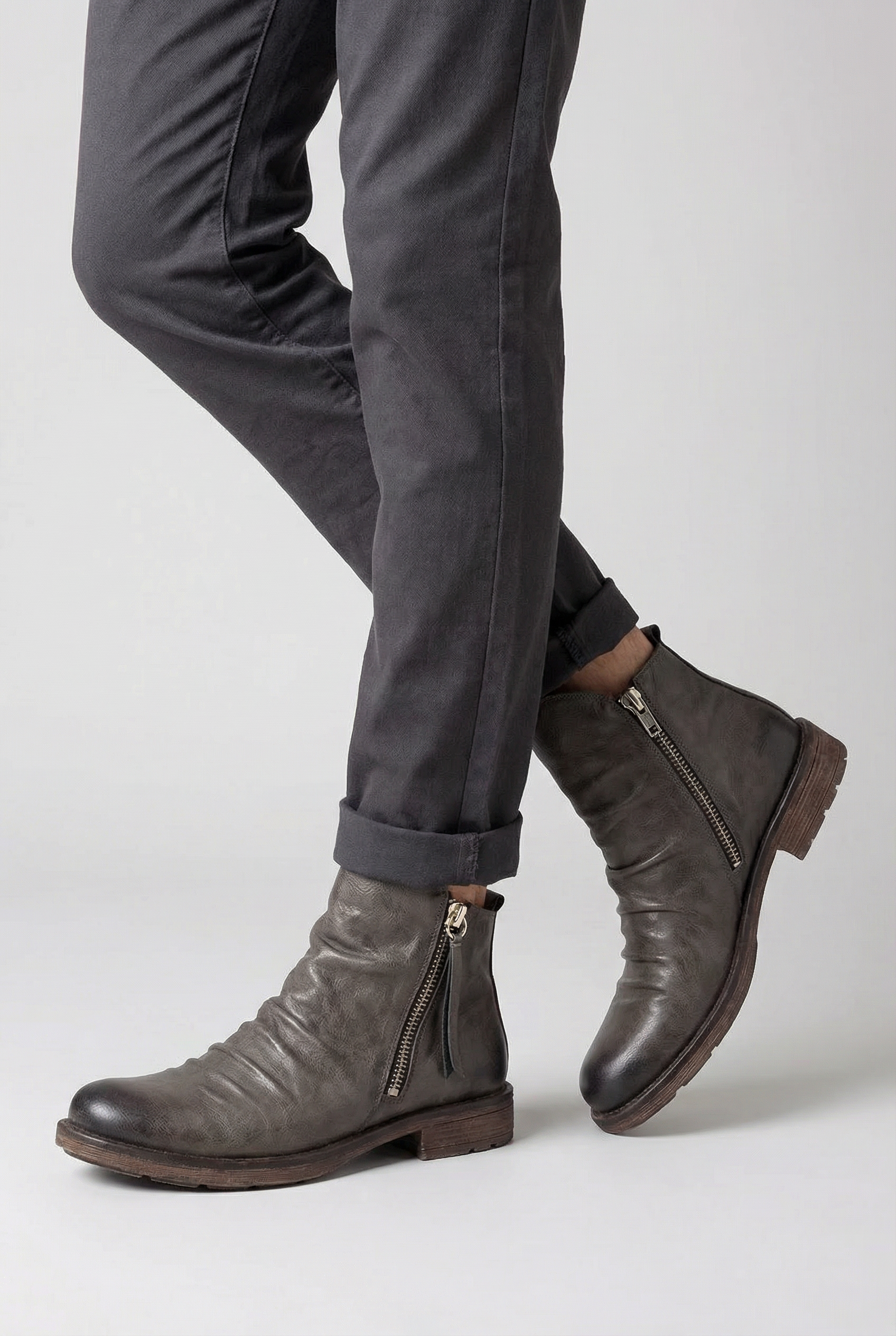 Men’s Side Zip Low Heel Ankle Boots
