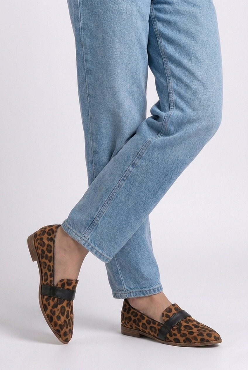Suede Style Pointed Toe Warm Loafers Women